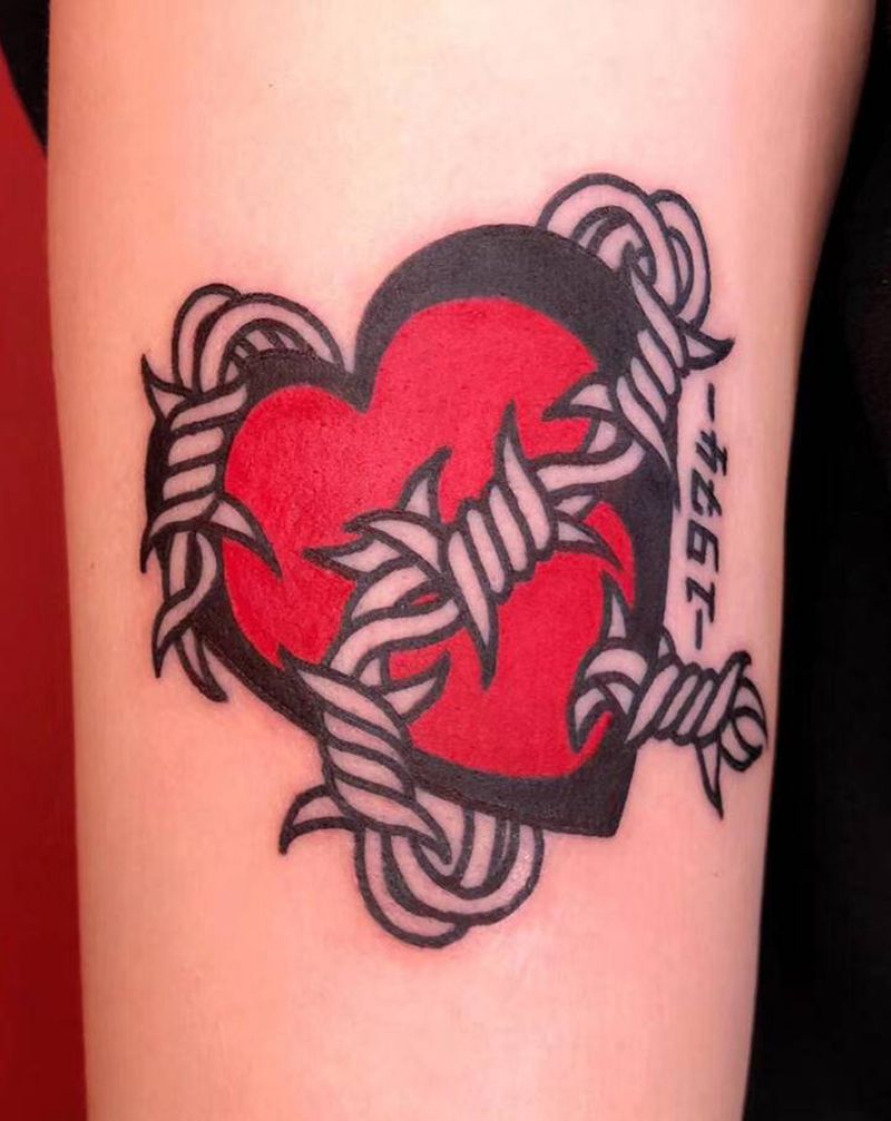 心❤️纹身图片_手臂Old School纹身图案