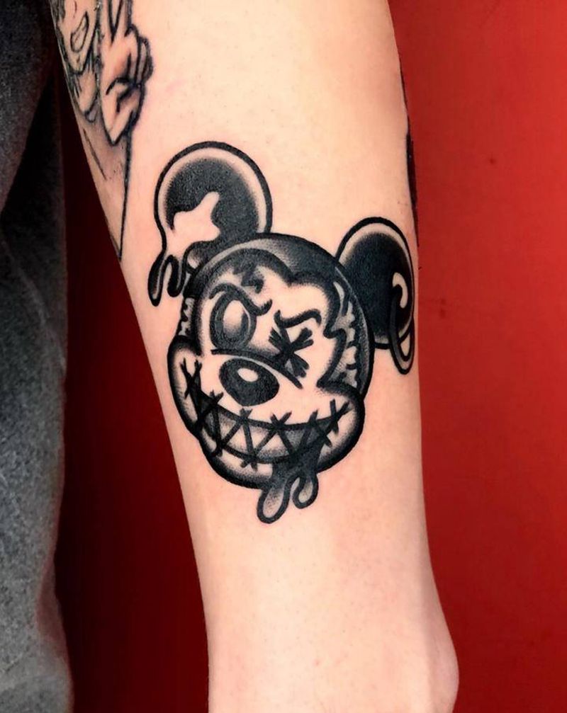 美式传统米奇纹身图片_手臂Old School纹身图案