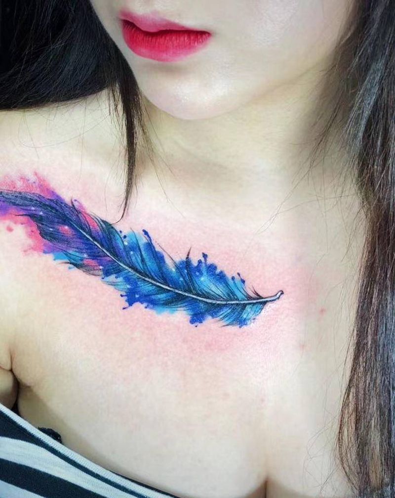 羽毛遮盖旧图纹身图片_胸部纹身图案