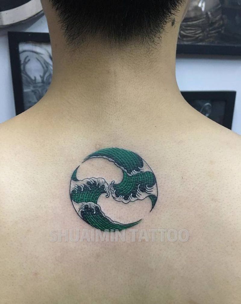 浮世绘纹身图片_背部肩部老传统纹身图案