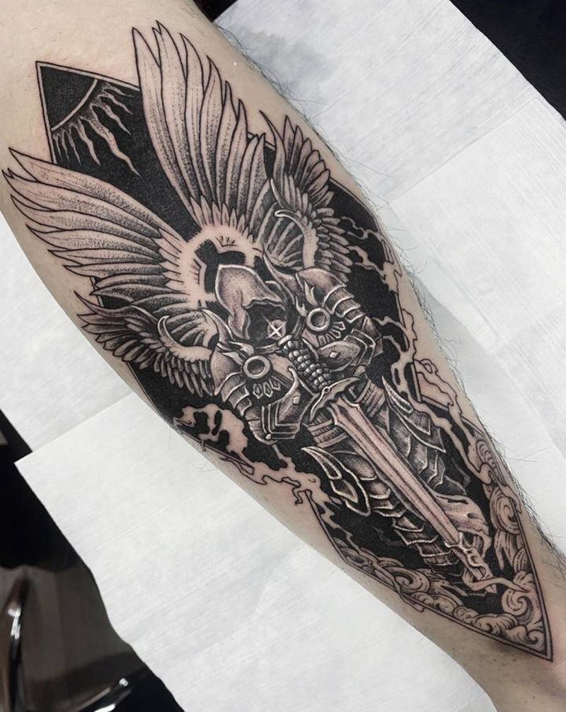 审判天使纹身图片_腿部点刺纹身图案