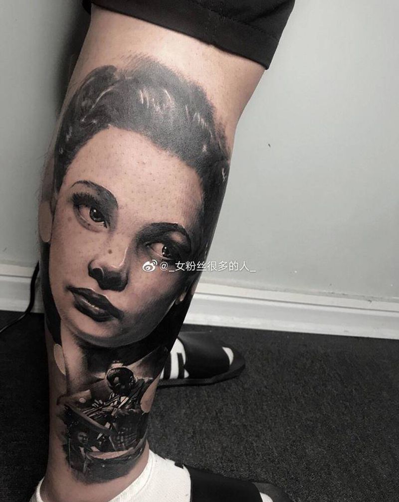欧美肖像纹身图片_腿部欧美写实写实肖像纹身图案