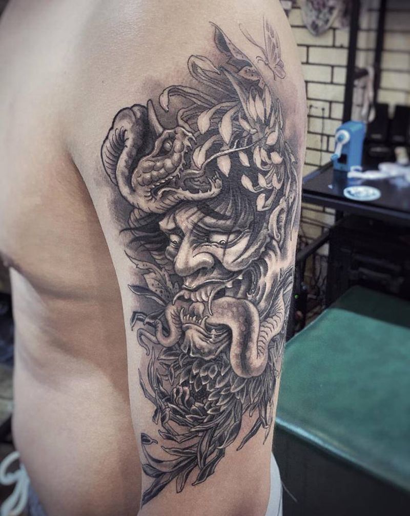 般若纹身图片_手部新传统纹身图案