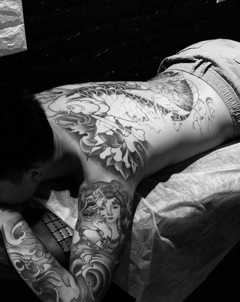 未完纹身图片_手臂新传统纹身图案