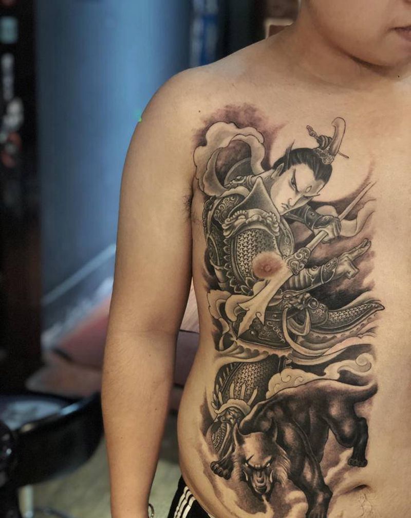 二郎神纹身图片_胸部新传统纹身图案