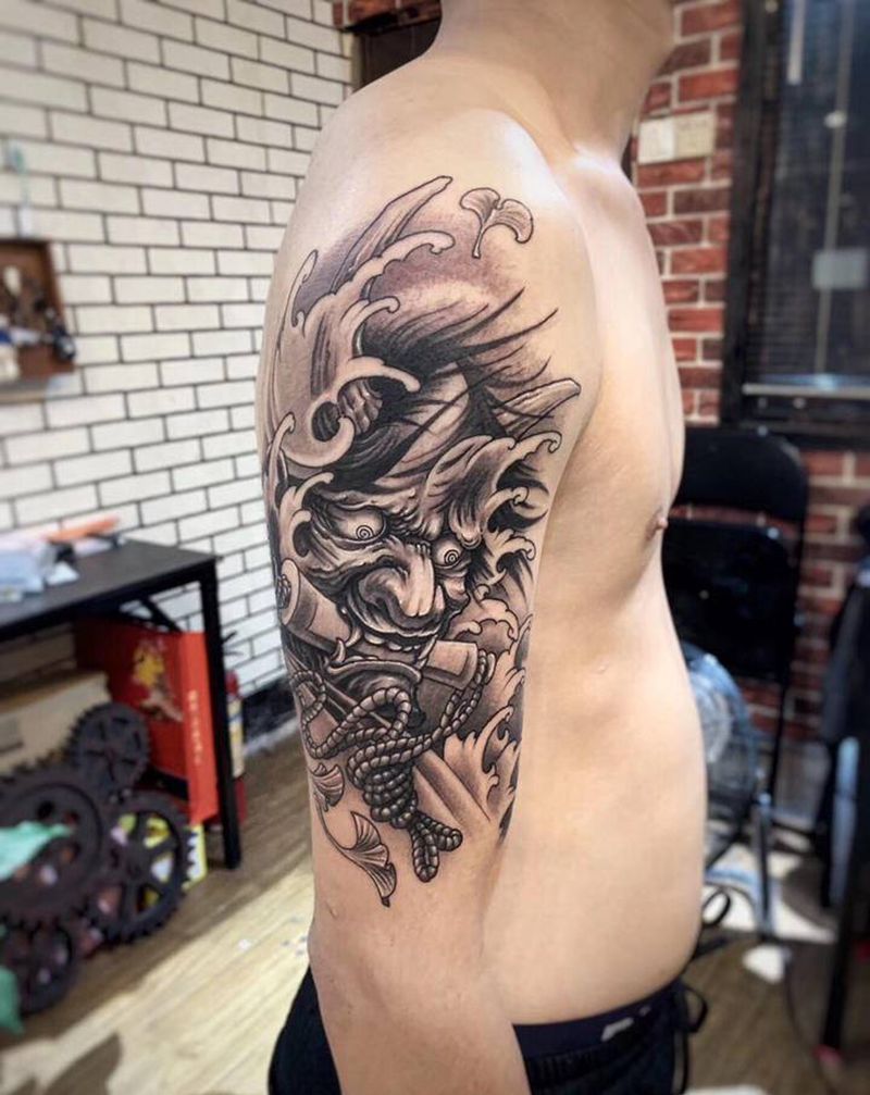 般若纹身图片_手部新传统纹身图案