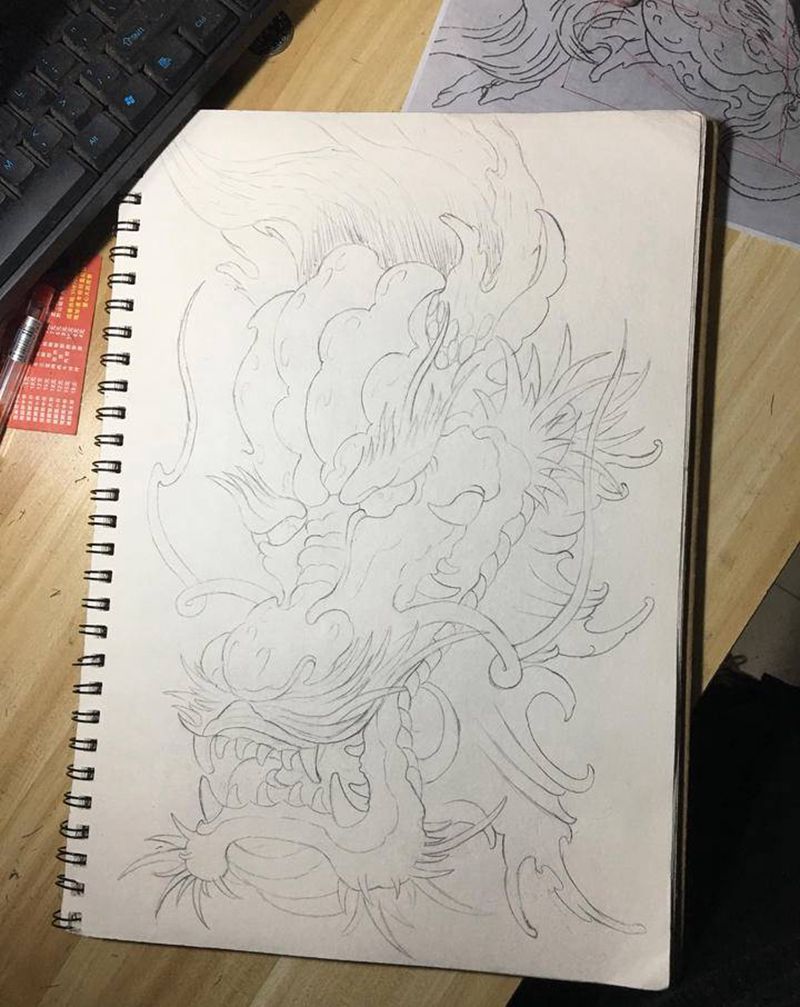 龙纹身图片_背部胸部新传统老传统纹身图案