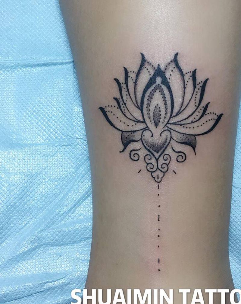 花纹身图片_腿部纹身图案