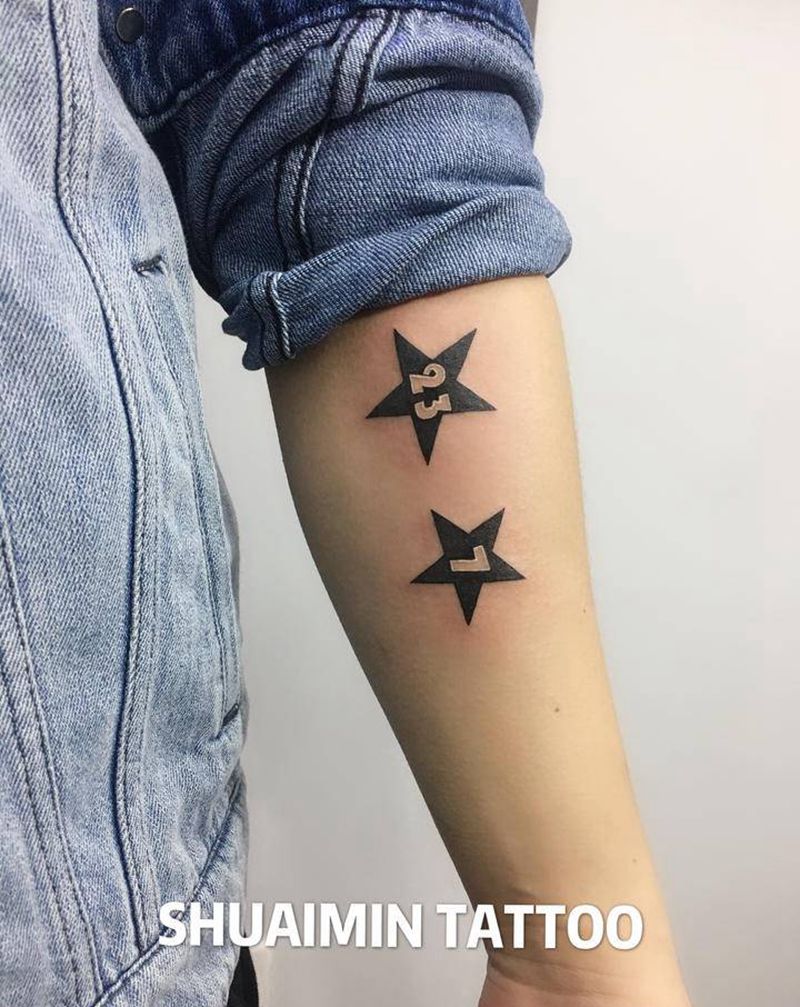 星星纹身图片_手臂纹身图案