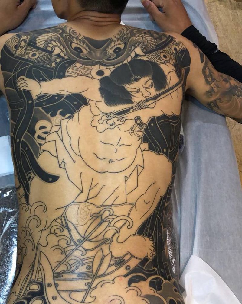 张顺破水门纹身图片_手部老传统纹身图案