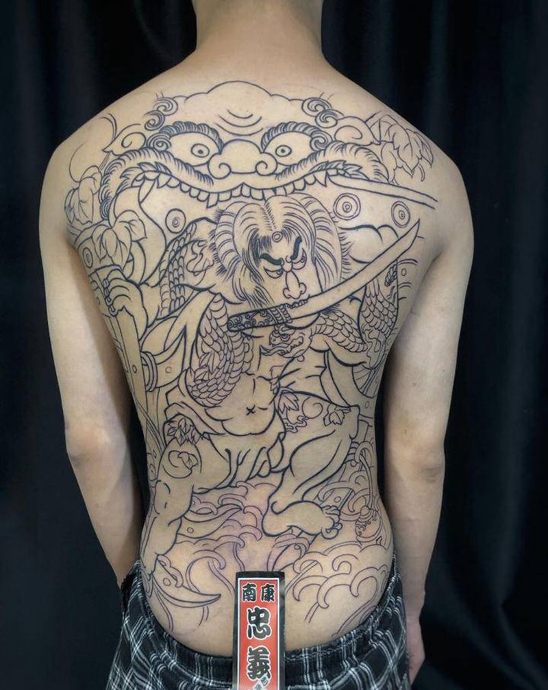 张顺破水门纹身图片_背部老传统纹身图案