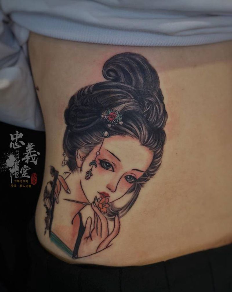 艺姬纹身图片_腰部新传统纹身图案