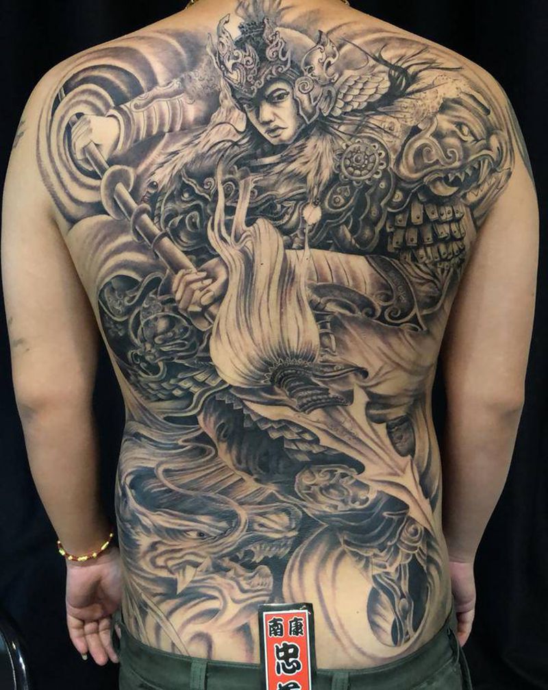 满背赵子龙纹身图片_背部新传统欧美写实纹身图案