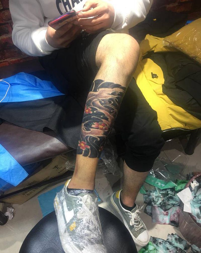 老传统纹身图片_手臂腿部老传统纹身图案