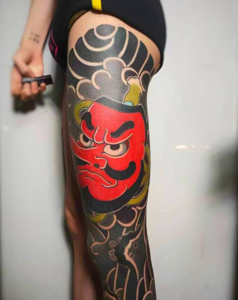 天狗纹身图片_腿部老传统纹身图案