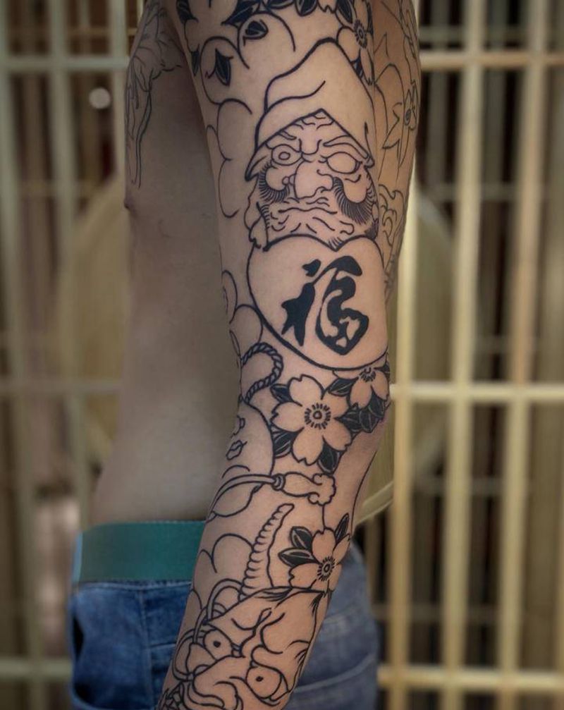 阿多福纹身图片_手臂老传统纹身图案