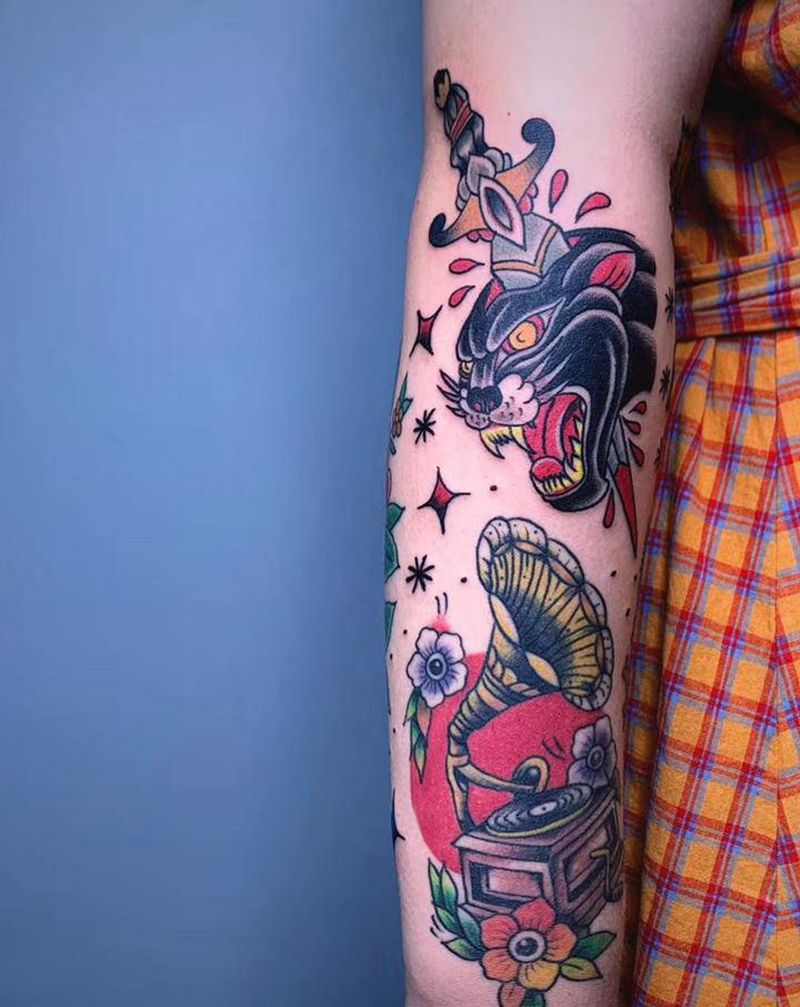 Old school一组纹身图片_手臂腿部Old School老传统欧美彩图纹身图案