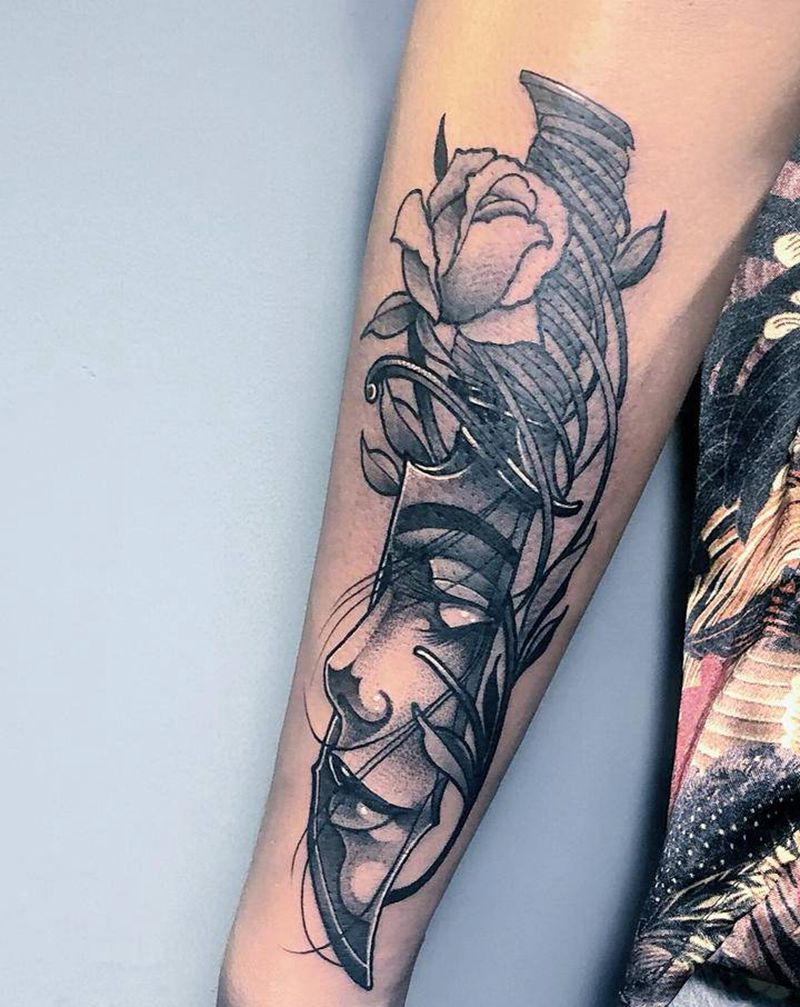 刀子纹身图片_手臂点刺纹身图案