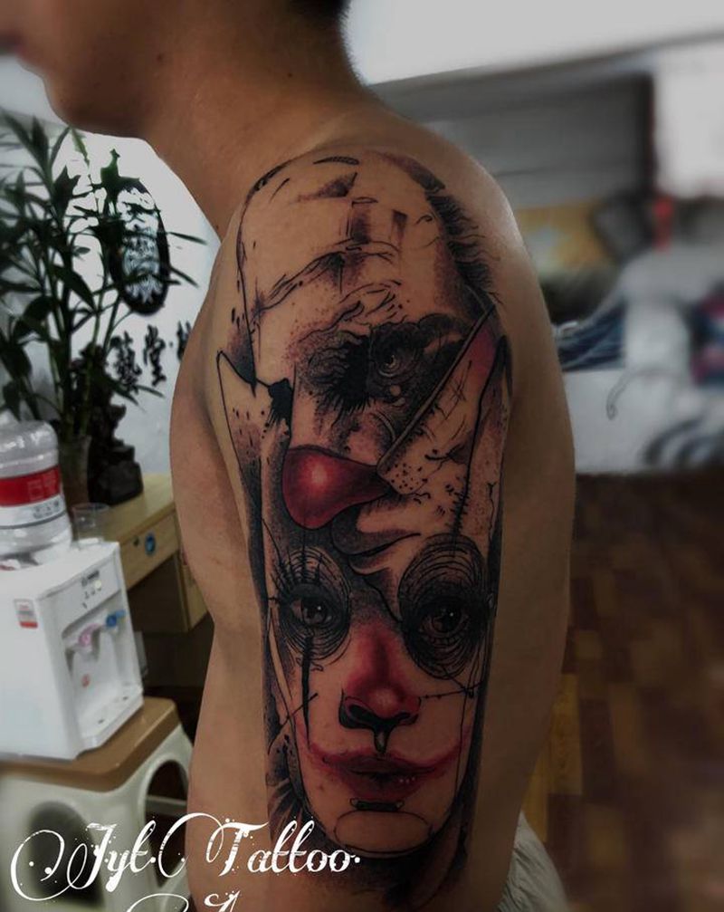 小丑纹身图片_手臂点刺Old School纹身图案