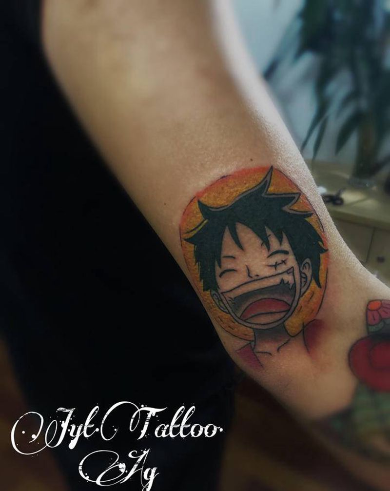 路飞纹身图片_手臂New SchoolOld School纹身图案