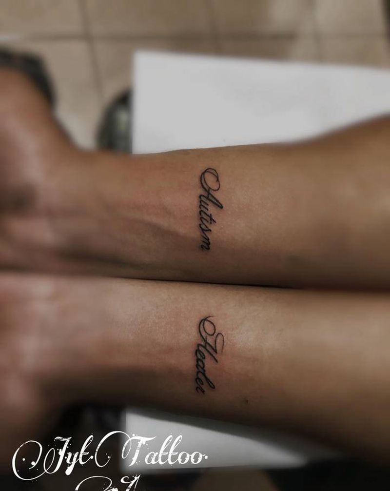 英文纹身图片_手臂花体字纹身图案