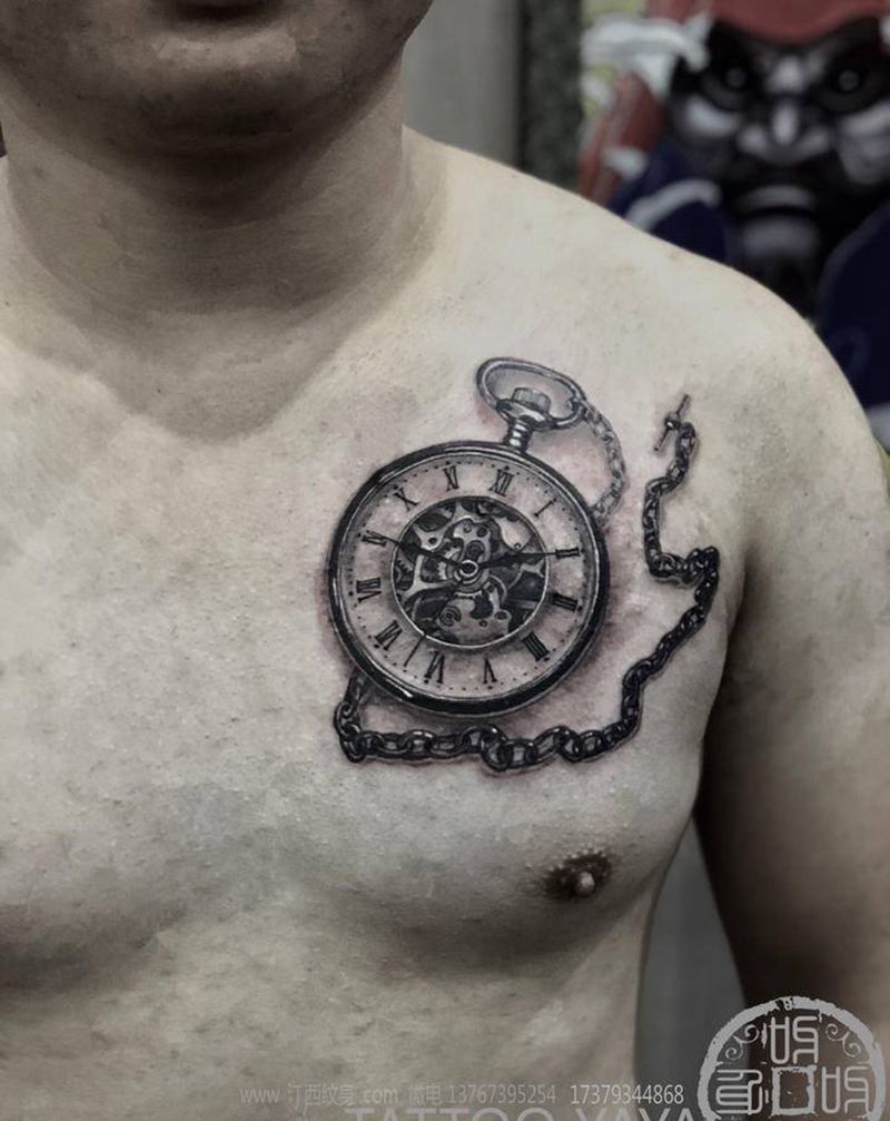 黑 灰 表盘纹身图片_胸部欧美写实纹身图案