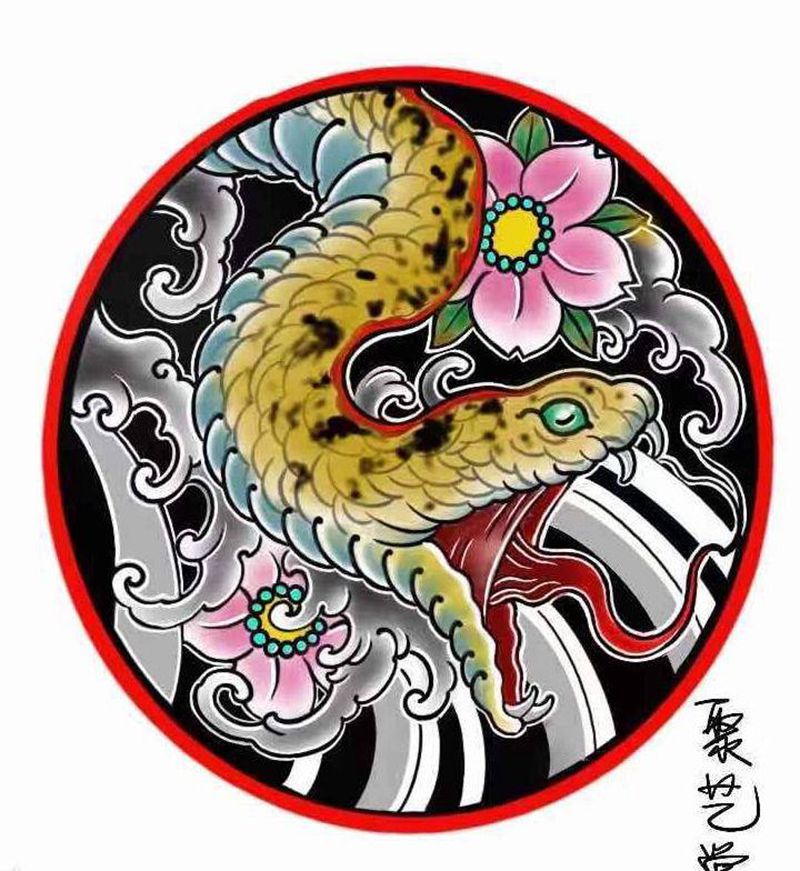 蛇纹身图片_手部新传统纹身图案