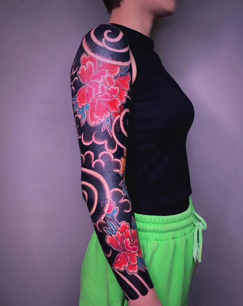 ＃ 老传统牡丹花臂＃纹身图片_手臂老传统牡丹纹身图案