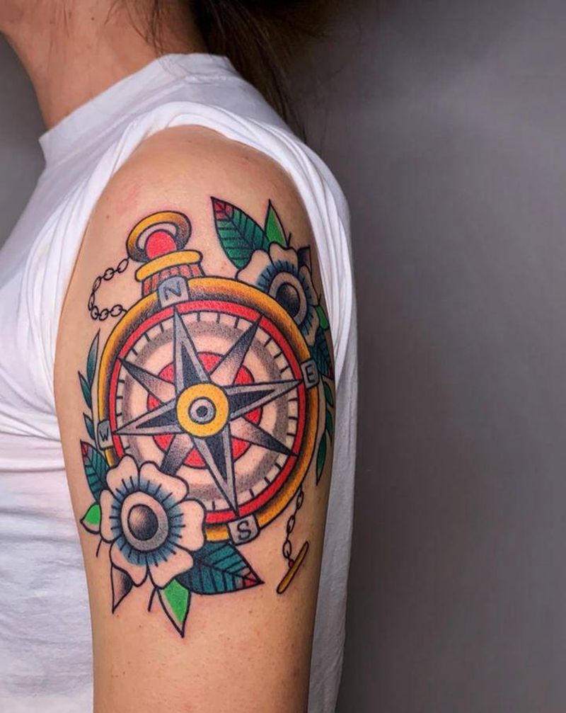 Old school指南针纹身图片_手臂腿部老传统Old School指南针纹身图案