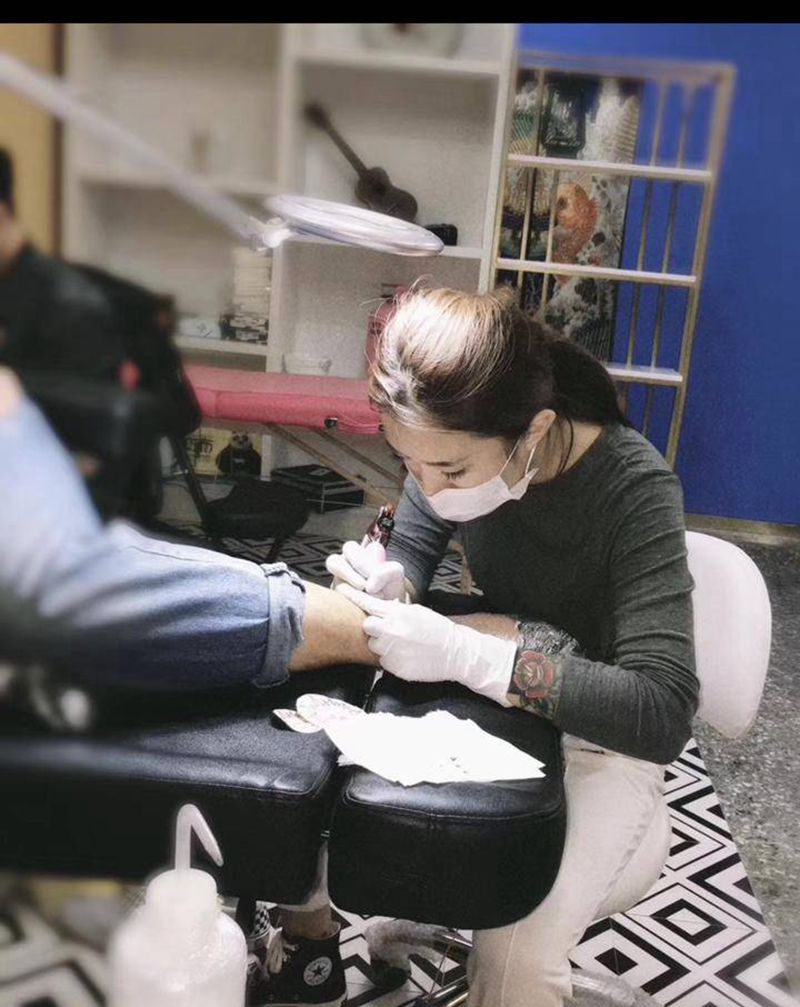 工作照……纹身图片_脚部几何Old School纹身图案