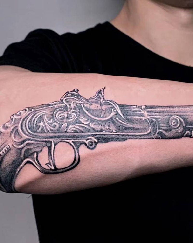＃ 火枪＃纹身图片_手臂腿部欧美写实火枪手枪纹身图案