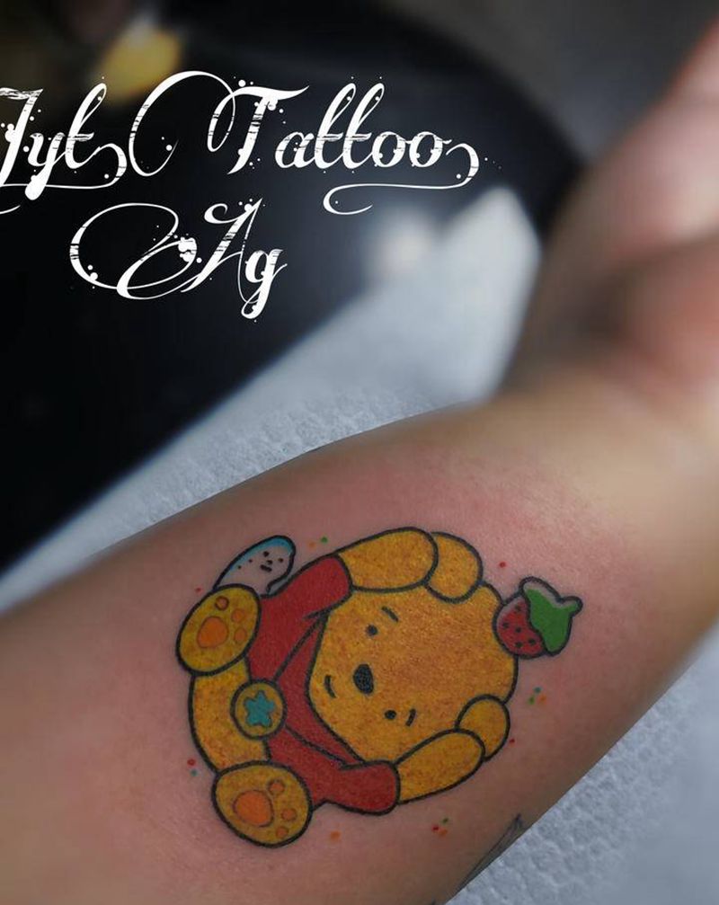小熊维尼纹身图片_手臂Old School纹身图案