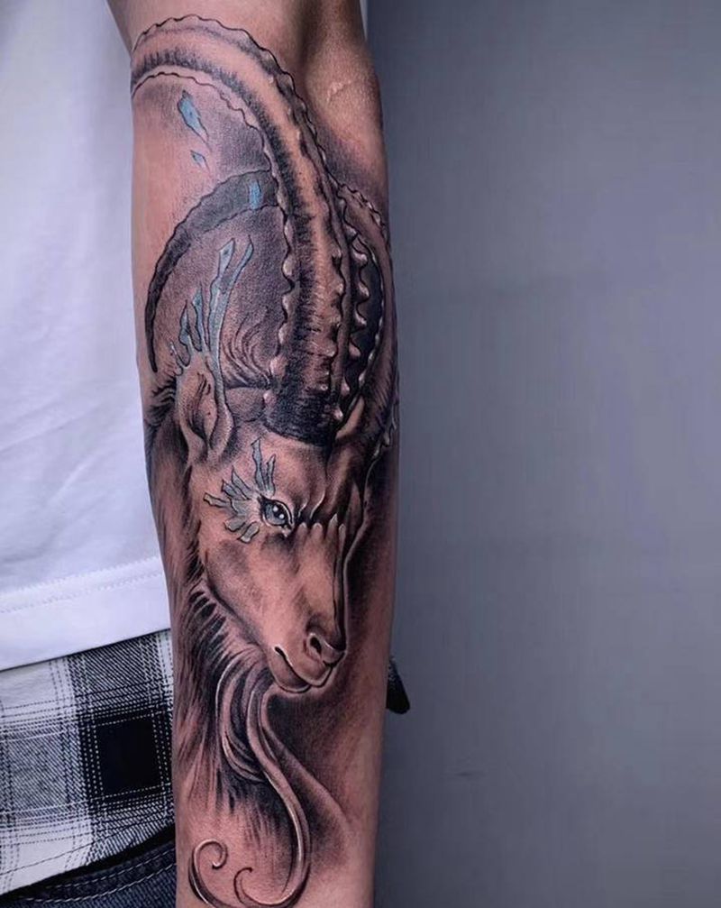 #摩羯座#纹身图片_手臂欧美写实摩羯座纹身图案