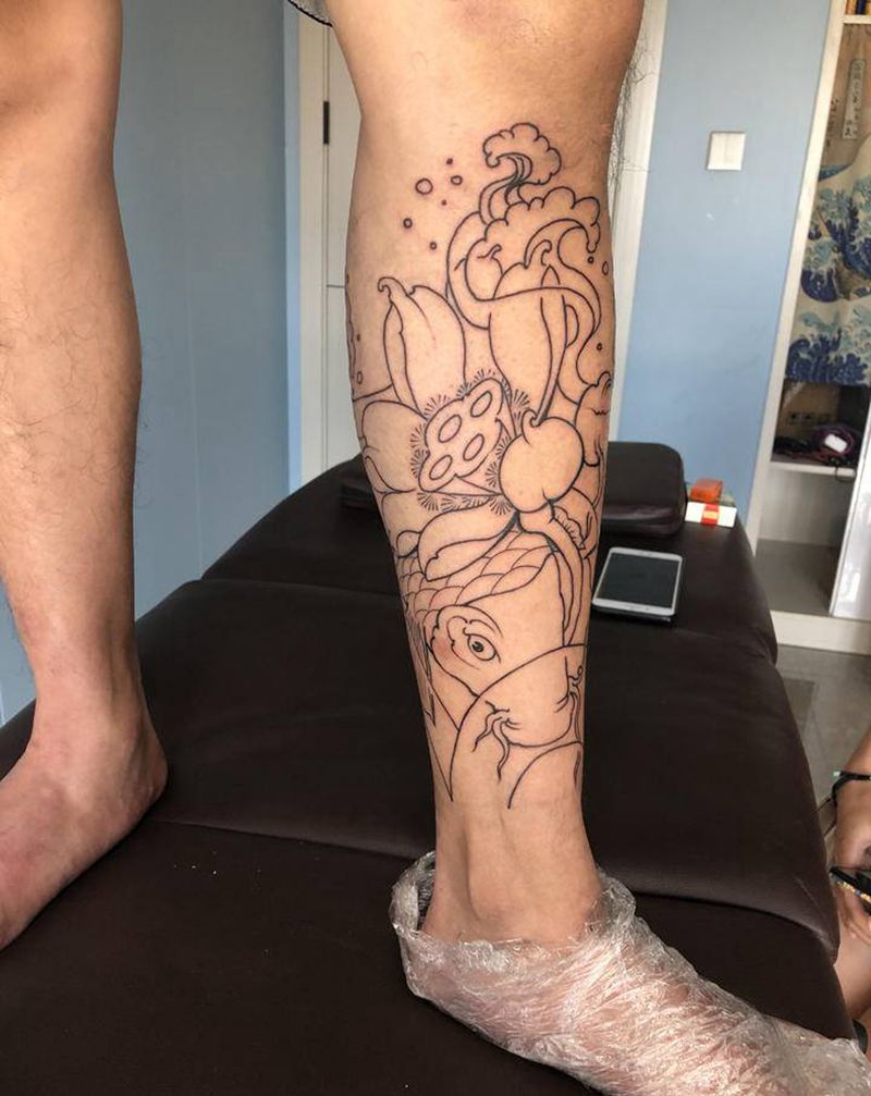 鲤鱼纹身图片_腿部老传统新传统纹身图案