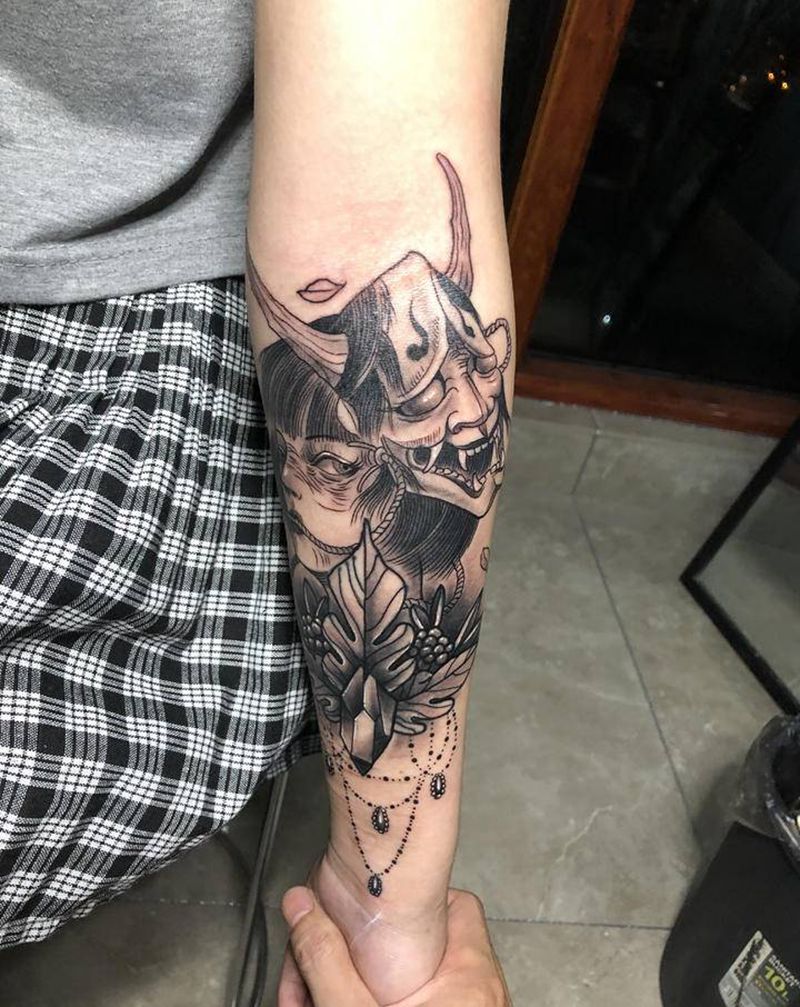 修改纹身图片_手部手臂欧美写实新传统纹身图案