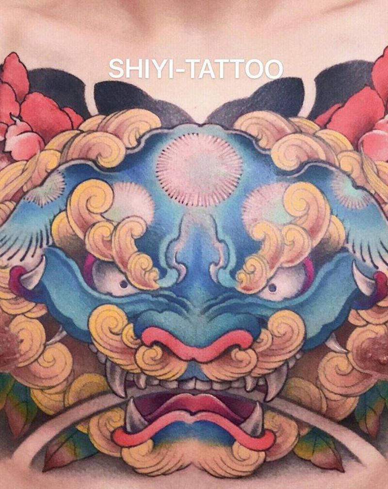 唐狮纹身图片_胸部新传统纹身图案