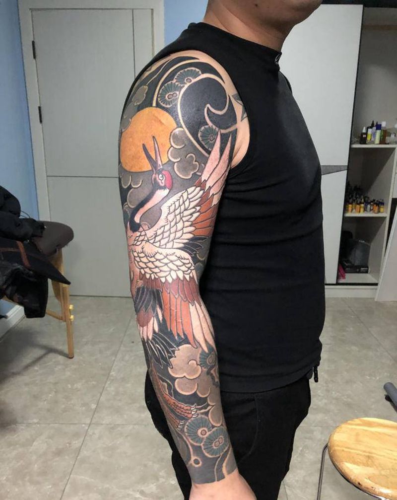 老传统花臂纹身图片_手臂手部老传统新传统老传统鹤纹身图案