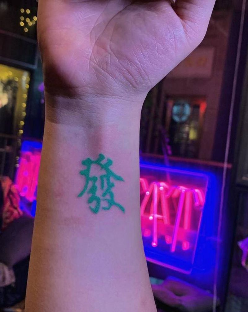 ＃小图一组＃纹身图片_手臂背部水彩水墨纹身图案