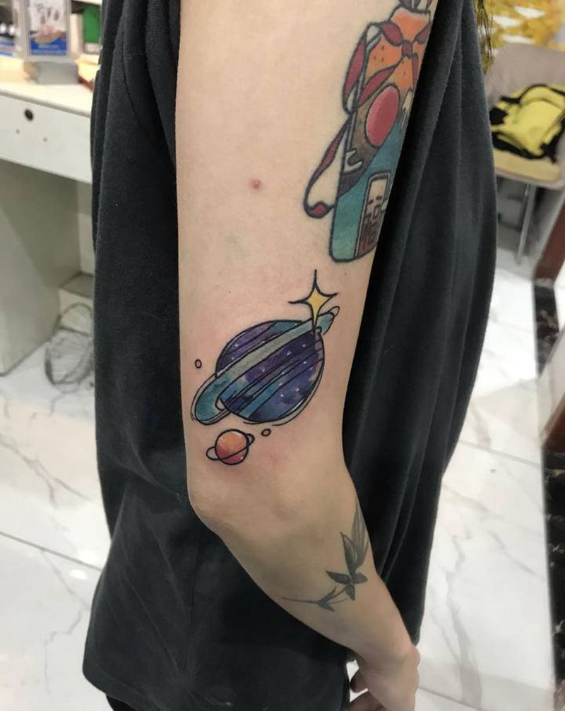 星球纹身图片_手部腿部水彩纹身图案