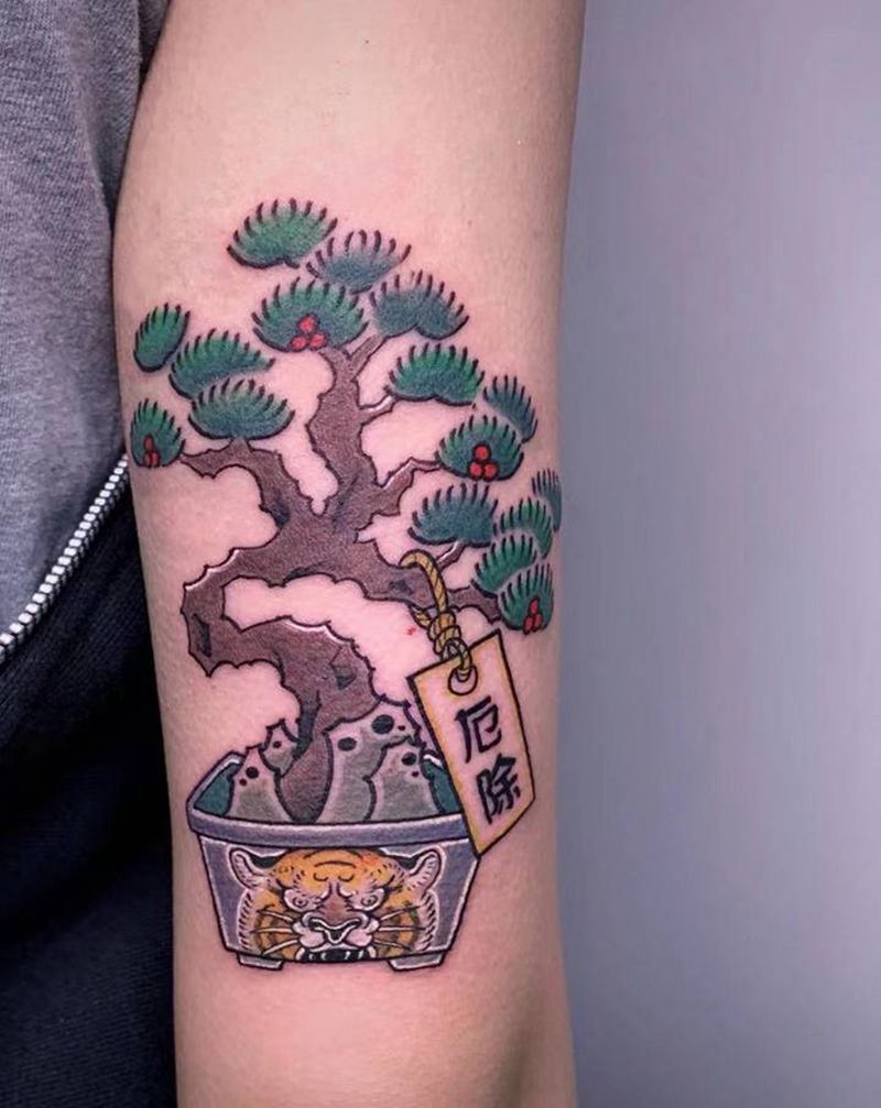 ＃厄除＃纹身图片_手臂老传统纹身图案