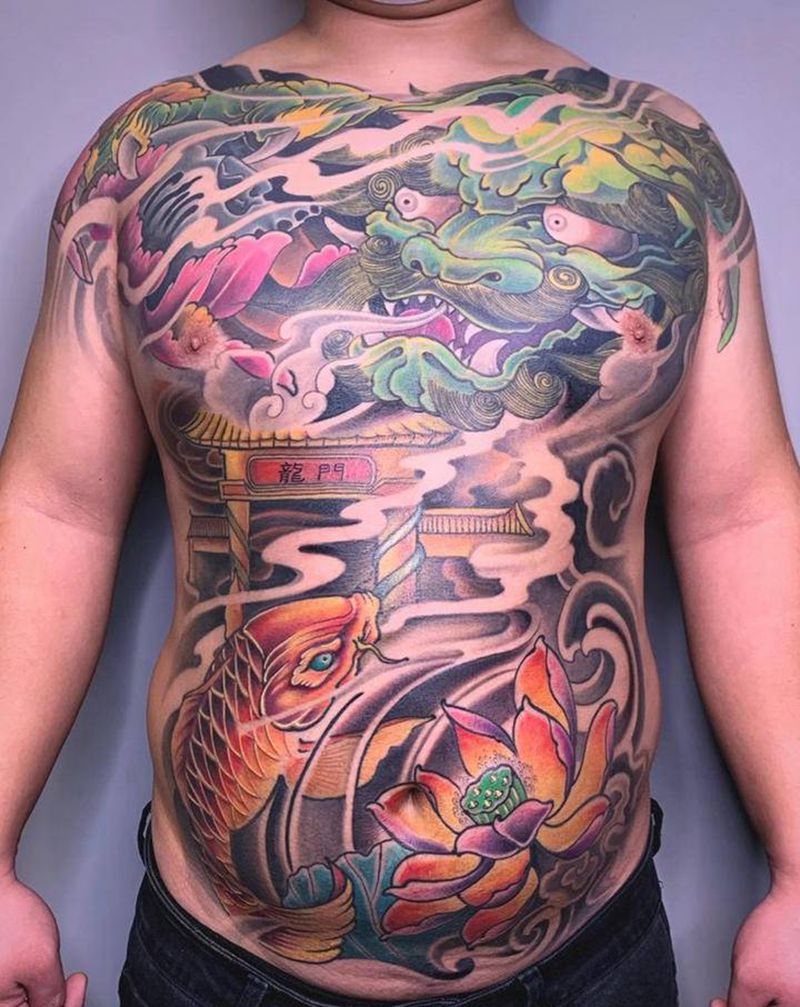＃鲤鱼跳龙门＃纹身图片_腹部背部老传统新传统鱼纹身图案