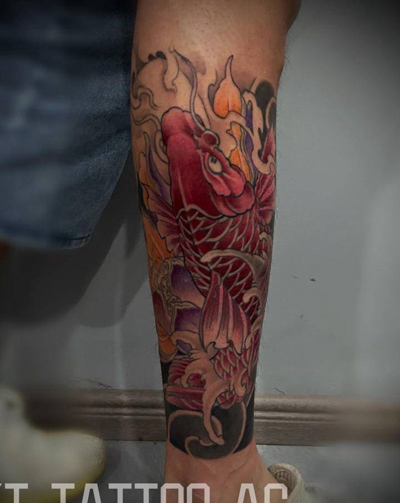 鲤鱼包小腿未完纹身图片_腿部新传统纹身图案