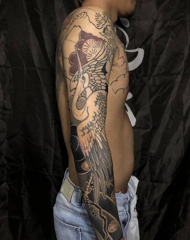 老传统花臂纹身图片_手臂手部新传统老传统鹤纹身图案