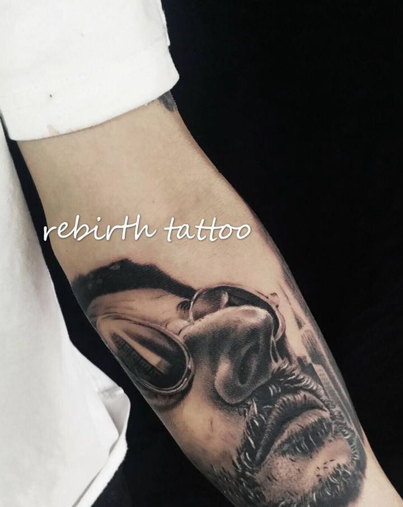 杀手纹身图片_手臂欧美写实纹身图案