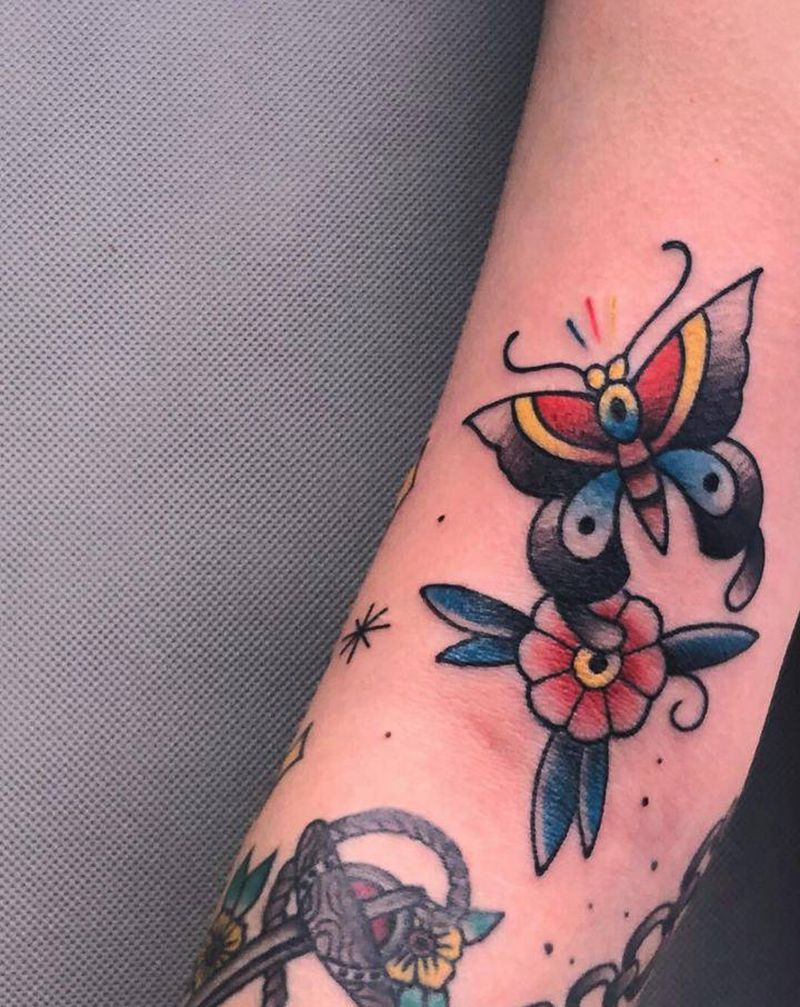 OS蝴蝶纹身图片_手臂Old School纹身图案