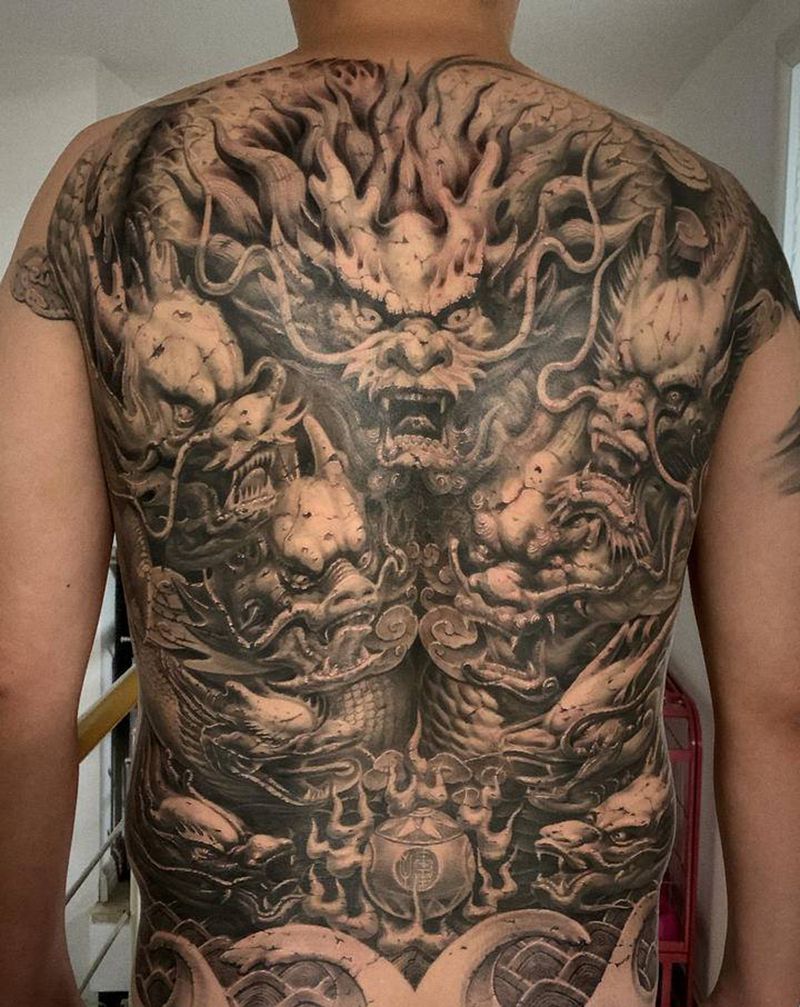 九龙壁纹身图片_背部新传统纹身图案