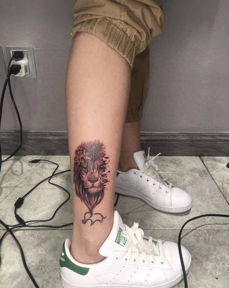 小狮子纹身图片_腿部欧美写实纹身图案
