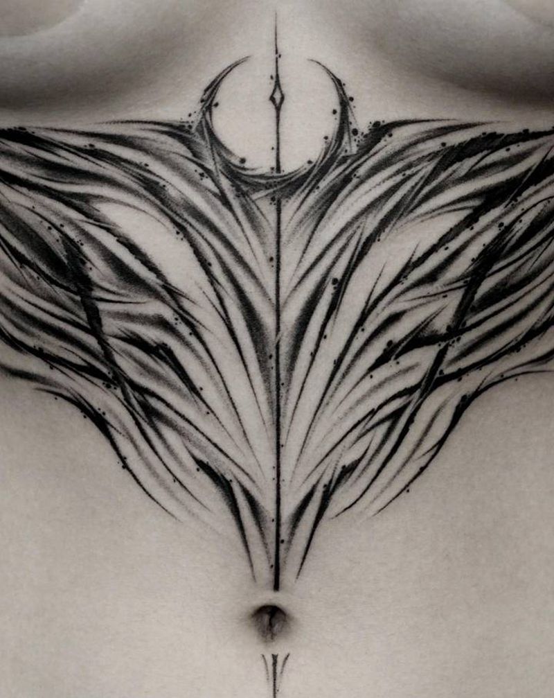 暗黑花体字纹身图片_胸部花体字暗黑花体字纹身图案