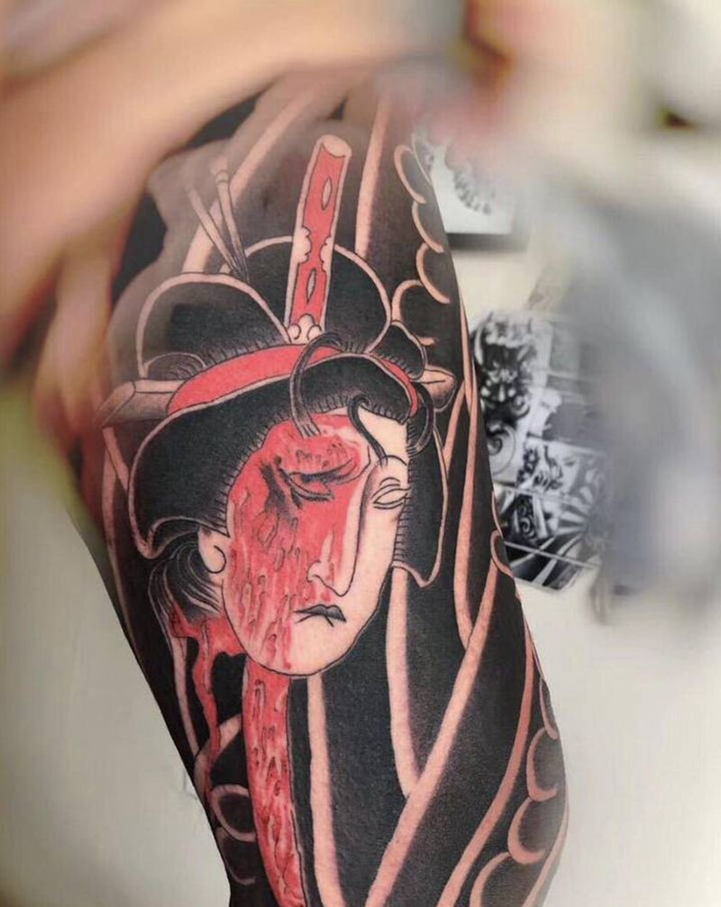 老传统纹身图片_腿部老传统纹身图案