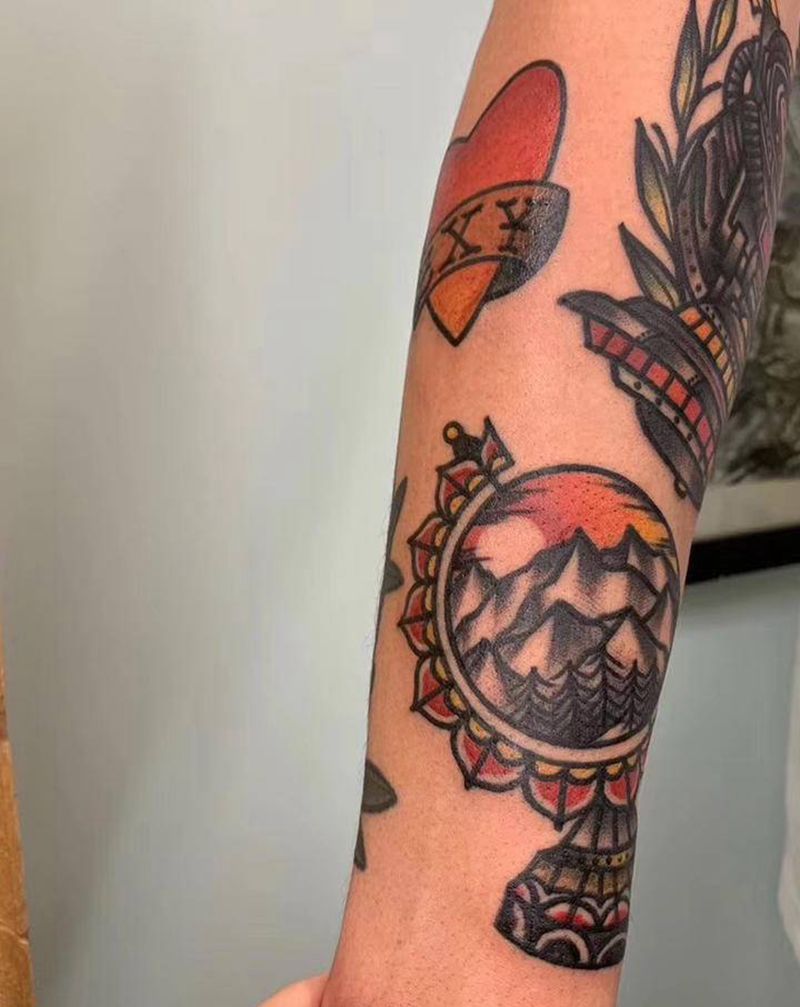 地球仪纹身图片_手臂Old SchoolNew School纹身图案